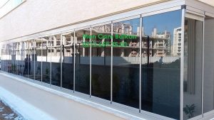 أسعار أنظمة الشرفة الزجاجية